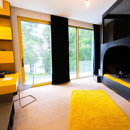 See61 Villa